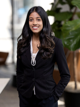 Esha Shah Headshot