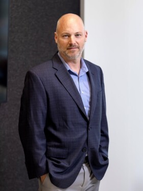 Ian Mackay Headshot