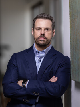 Matt Welch Headshot