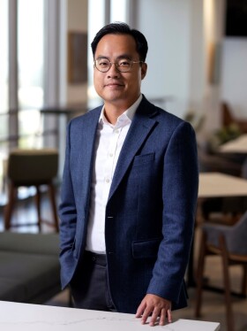 Nhan Nguyen Headshot